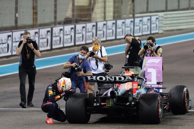 卡丁车到F1,20年赛道时光 维斯塔潘的“家族使命”